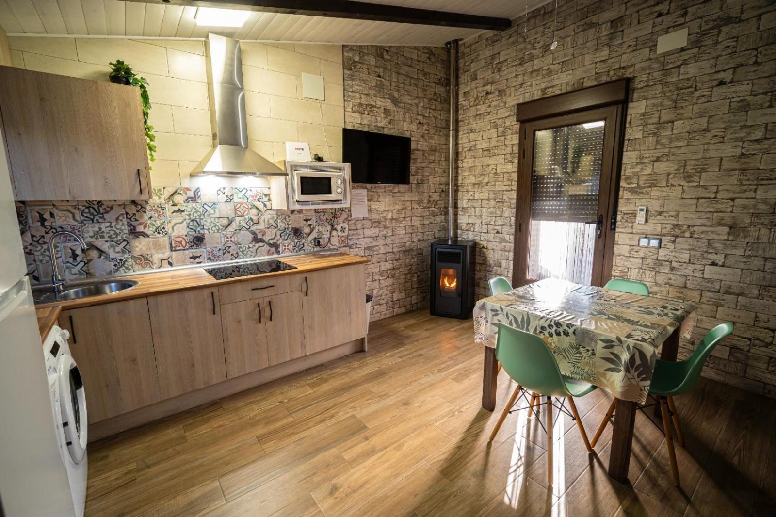 Apartamento Buenavista Con Jacuzzi Y Jardin Privado En Abadía Extérieur photo
